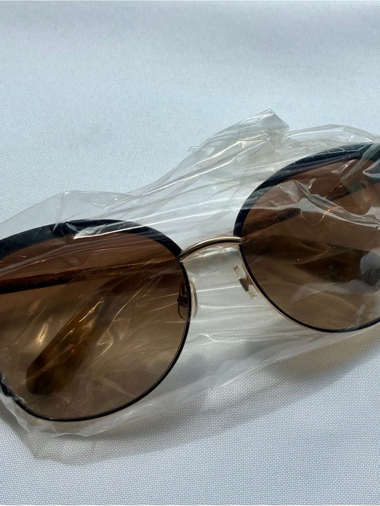 kate spade Accessories - NWOT KATE SPADE GENICE SUNGLASSES - BROWN/TORTOISE